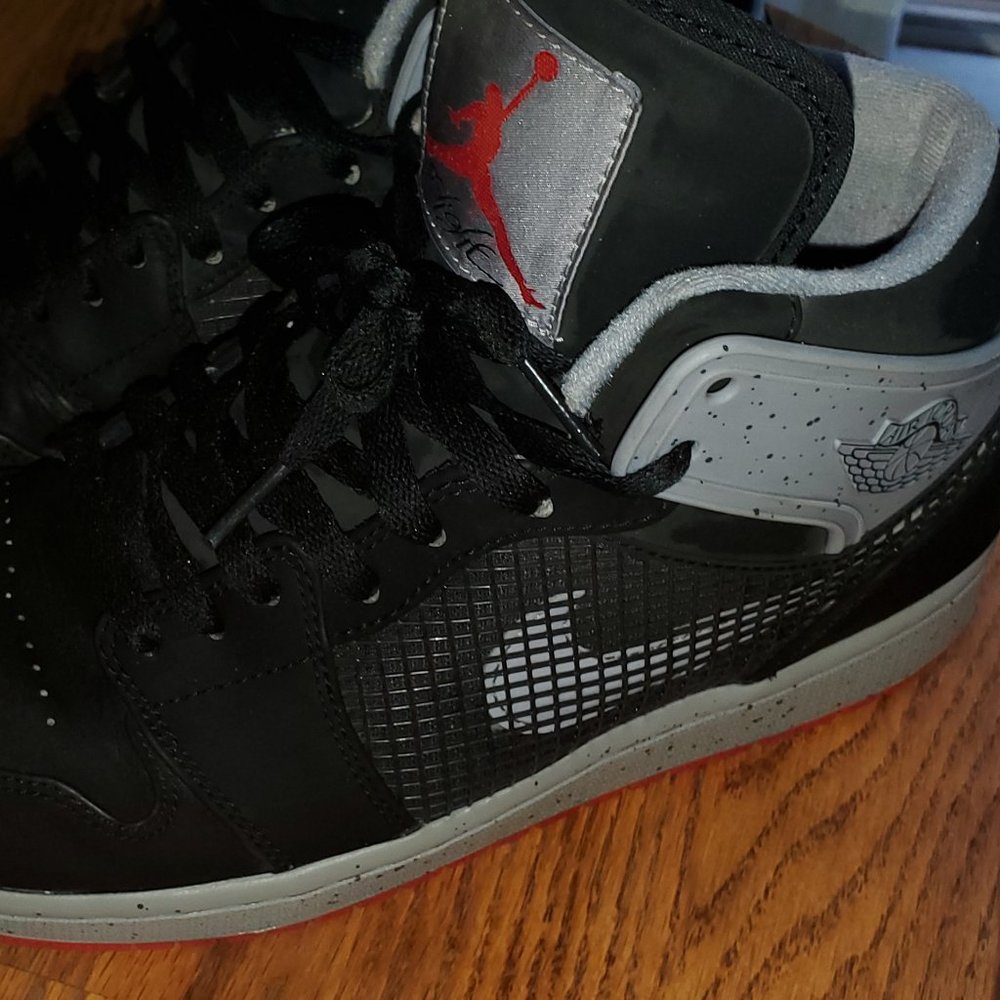 Jordan's size 9 mens